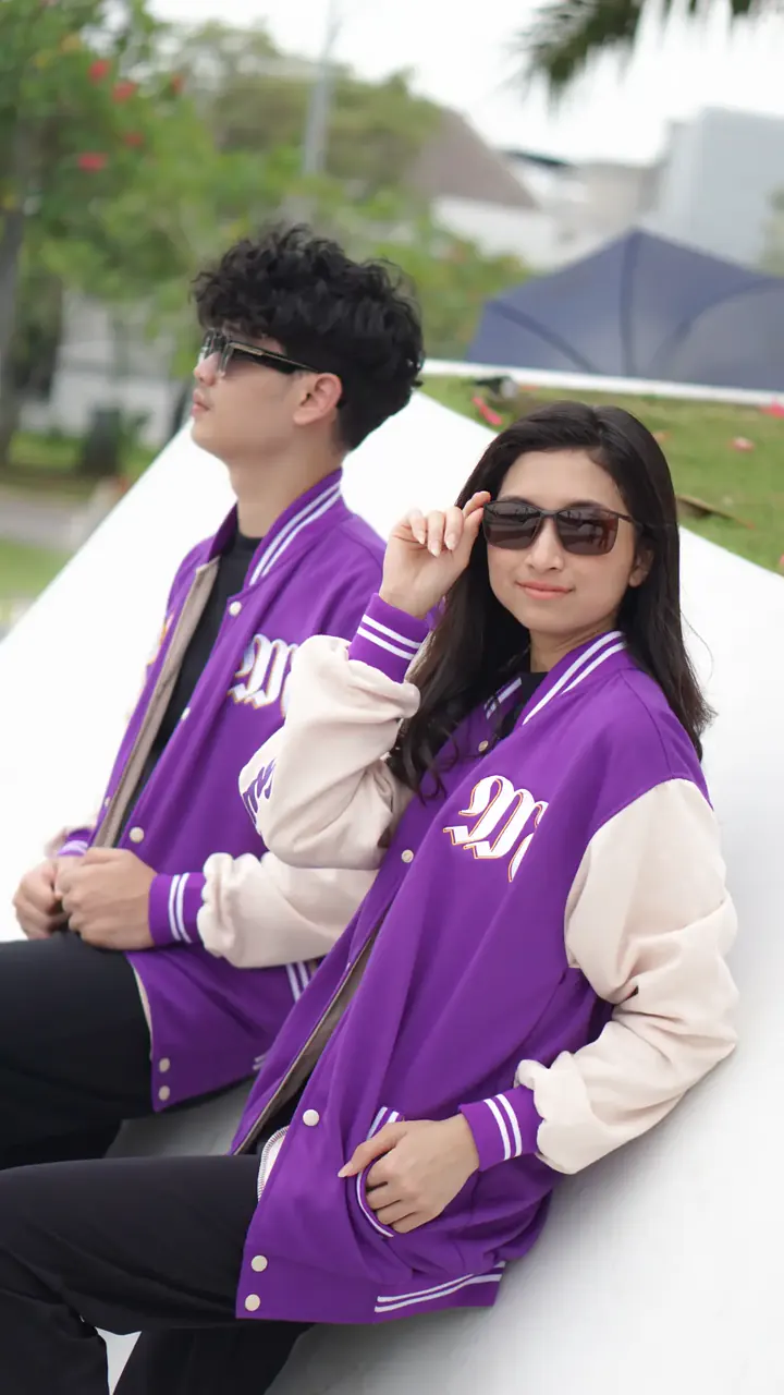 Jaket varsity ungu custom buatan Bazuin Clothing