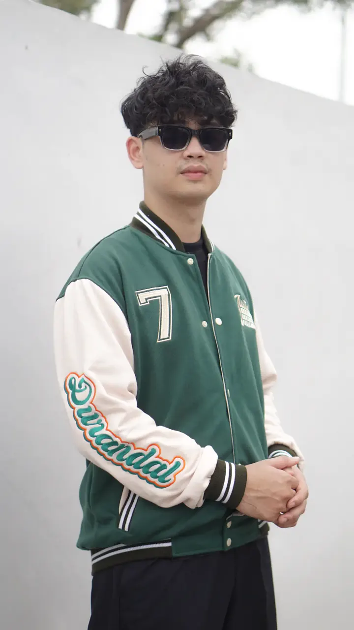 Jaket seragam custom buatan Bazuin Clothing