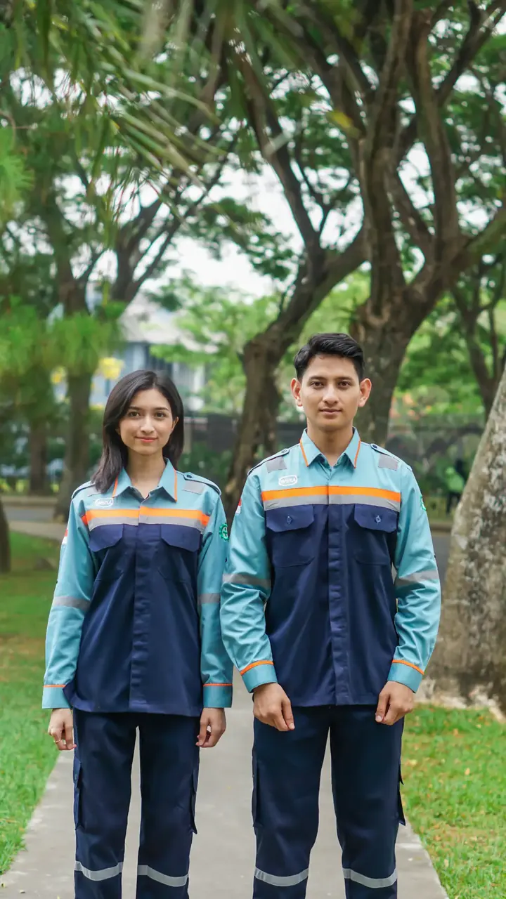 Wearpack seragam kerja dengan scotchlight buatan Bazuin Clothing