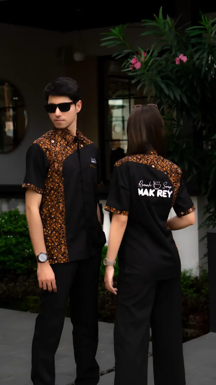 Kemeja dan wearpack seragam kerja buatan Bazuin Clothing 13