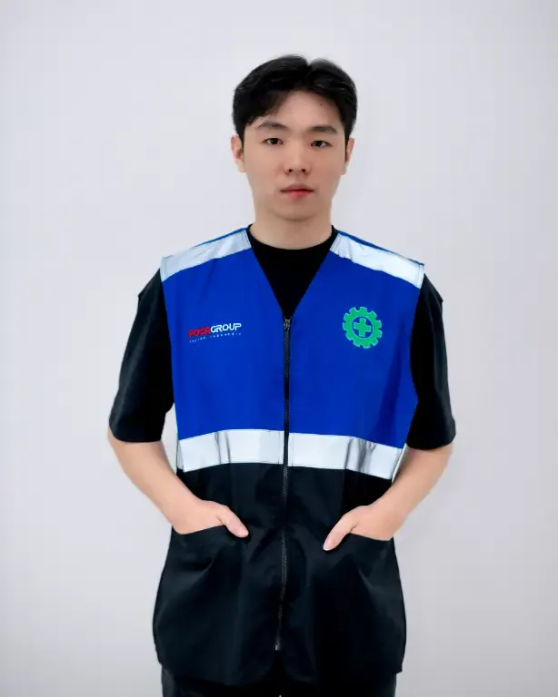 Rompi seragam kerja buatan Bazuin Clothing 4